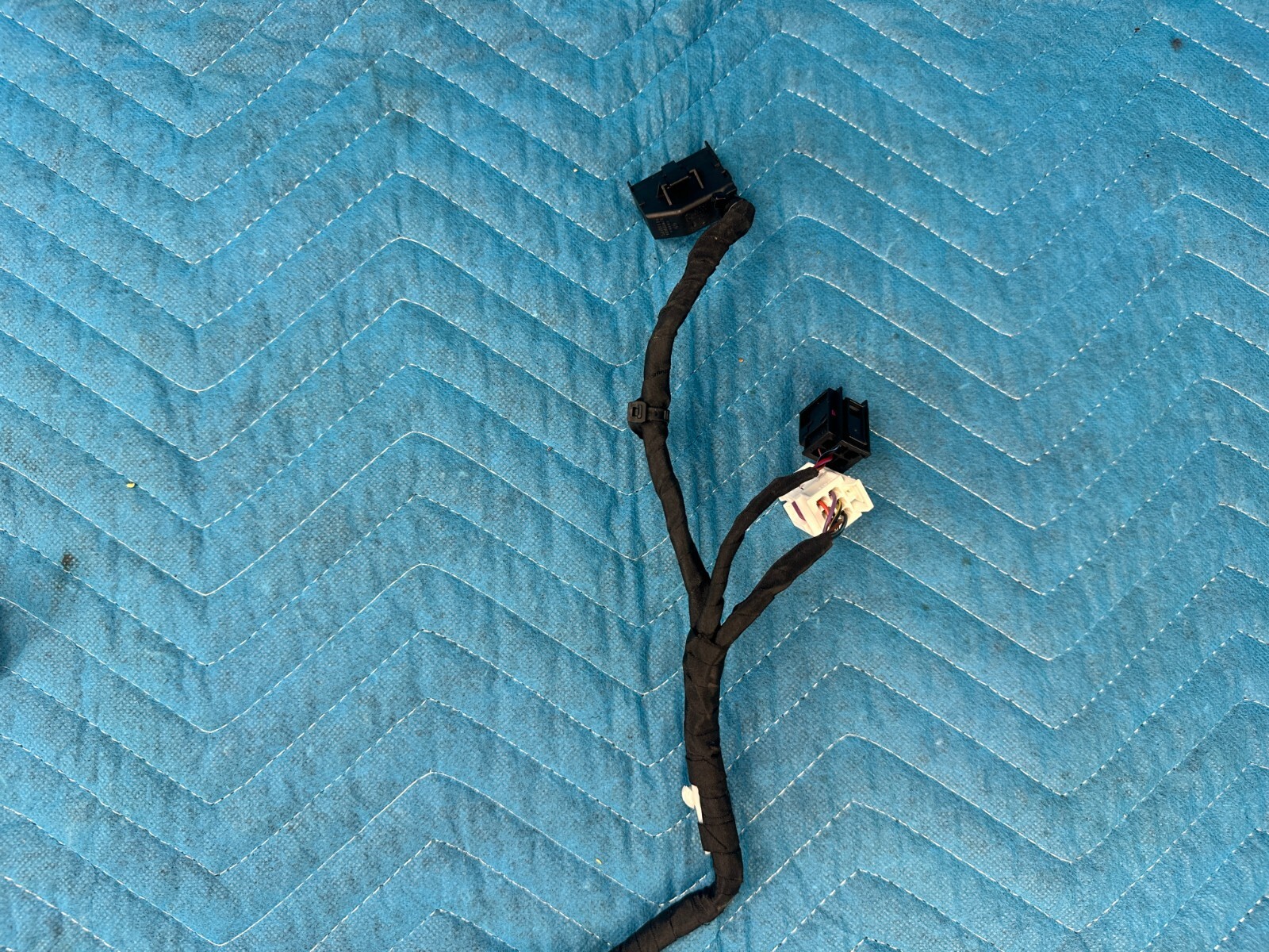 Bentley Continental Flying Spur Front Passenger's Seat Wiring Harness 2009 OEM