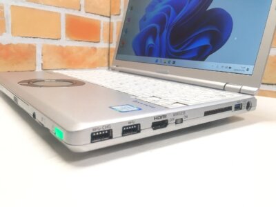 Panasonic Laptop CF-SZ6 | 12.1