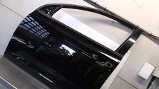 VW Golf 1.6 TDI DPF 5K Tür vorn L Bj 2010 Farbe Schwarz