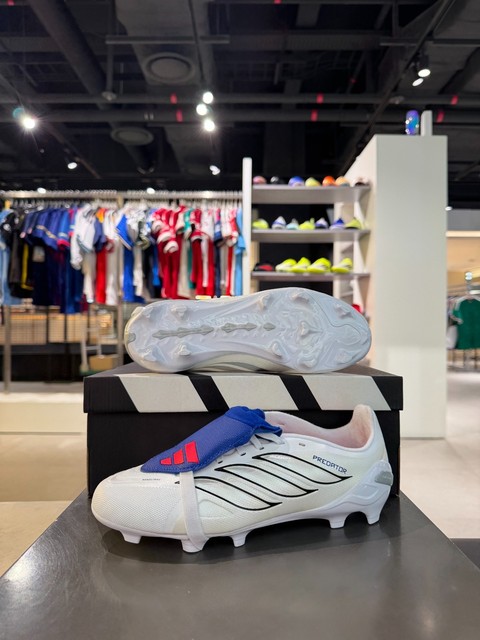 adidas Predator League FG/MG Junior