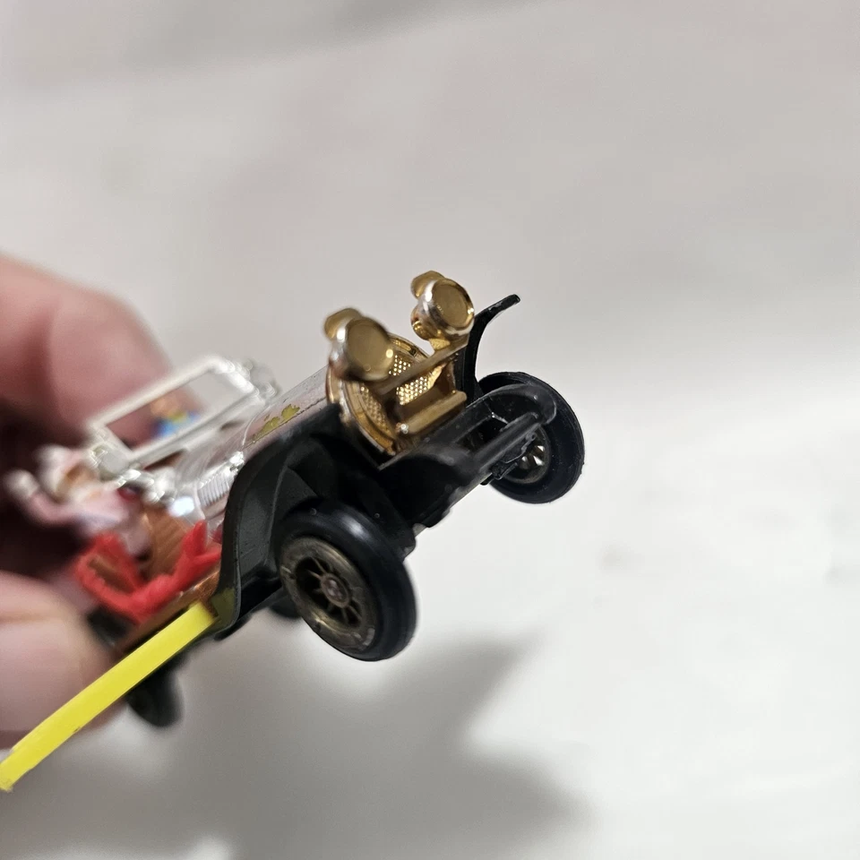 罕见 Husky Chitty Chitty Bang 棕色红色带黄色翅膀英国制造 — 第 4/4 张图片