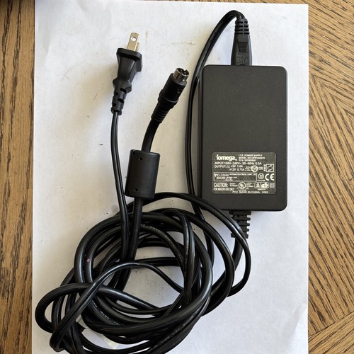 iomega Power Supply Model UP01842010 +12V 0.75A For Zip CD