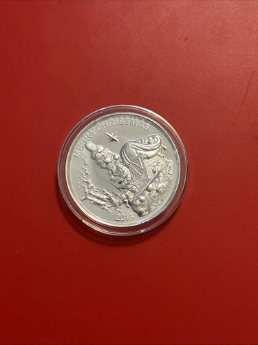 New Listing2015 Santa Claus / Christmas 1 ounce silver round.