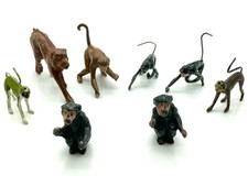 UNBRANDED TOY SOLDIERS EIGHT MONKEYS SUITS 54MM / 60MM FIGURES UNBOXED