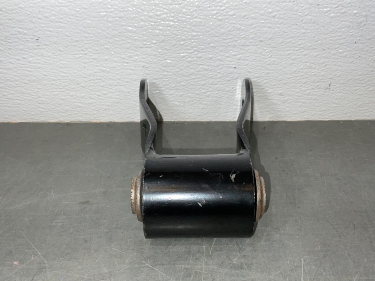 ミィ！2本セット！ ✓ GENUINE FACTORY REAR SHACKLE GM 84444786 OEM MM22 | eBay