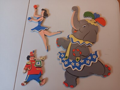 1954 The Dolly Toy Co. Children's Bedroom Wall Hangings