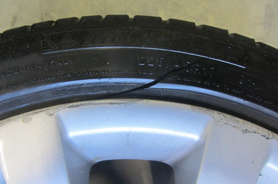 BMW E91 E90 Sommerreifen Kompletträder Alufelgen 225/45 R17 6783631 - Bild 3 von 4