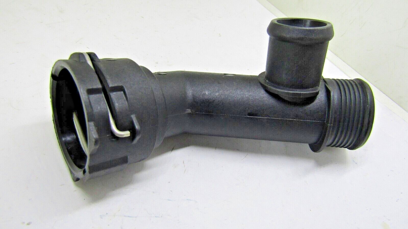 2Q0122291K Volkswagen Radiator Coupling Coolant Hose Upper Connector