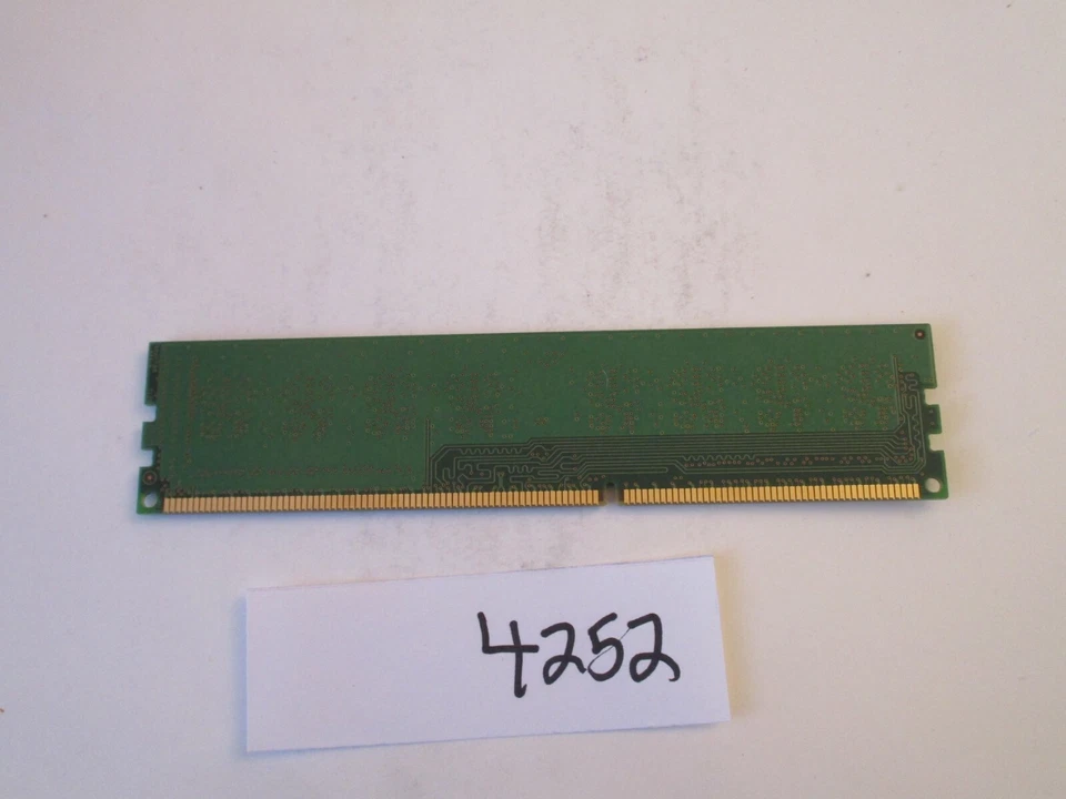 Samsung M378B5773DH0-CH9 2Gb PC3-10600 1333Mhz DDR3 Desktop Memory RAM (4252) - Image 2 of 2