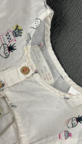 Baby Girl Zara Blouse Flower Vase Long Sleeve Button Lightweight Ruffle 18-24 M - Picture 6 of 8
