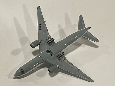 1:500 Herpa JAL Japan Airlines Airways Boeing 777 200 Vega JA8982
