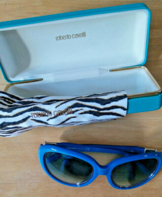 Green/Blue Roberto Cavalli Sunglasses Roberto Cavalli sunglasses used, green… - € 35,00 - Vendora.cy main image 4