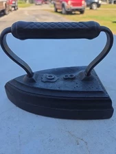 Antique Cast Iron Sad Iron #8 C & Shield Doorstop 6 1/2 Inch Long