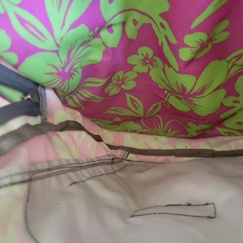 Zaino LL Bean rosa e verde motivo tropicale con molte tasche - Foto 10 di 12
