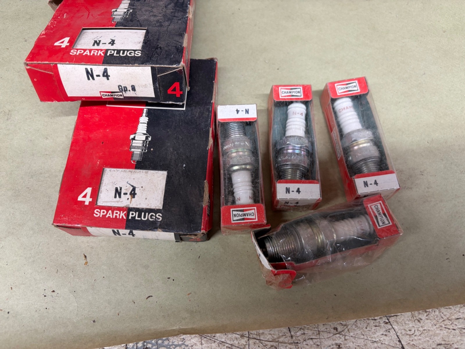 CHAMPION N-4 N4 SPARK PLUGS 8 OF THEM