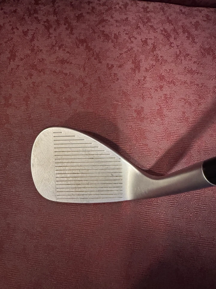Cleveland Rtx 6 Zipcore Wedge 54°-12 Dynamic Gold TourIssue Excelente Estado Foto 2 de 4