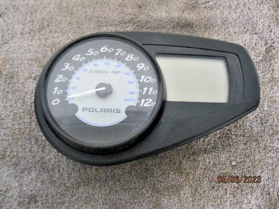 POLARIS Switchback IQ Turbo 750 Speedometer Gauge 09 FST Dragon 06-11 2410375
