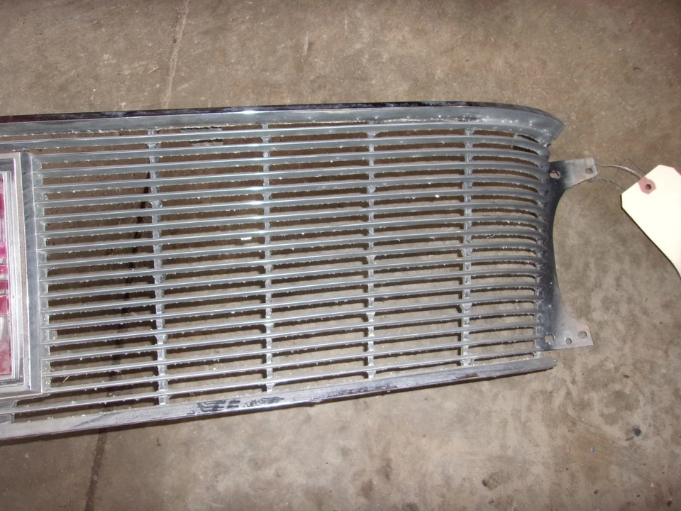 Chrysler Newport 1965 parrilla de radiador cromada OEM Mopar Foto 4 de 4