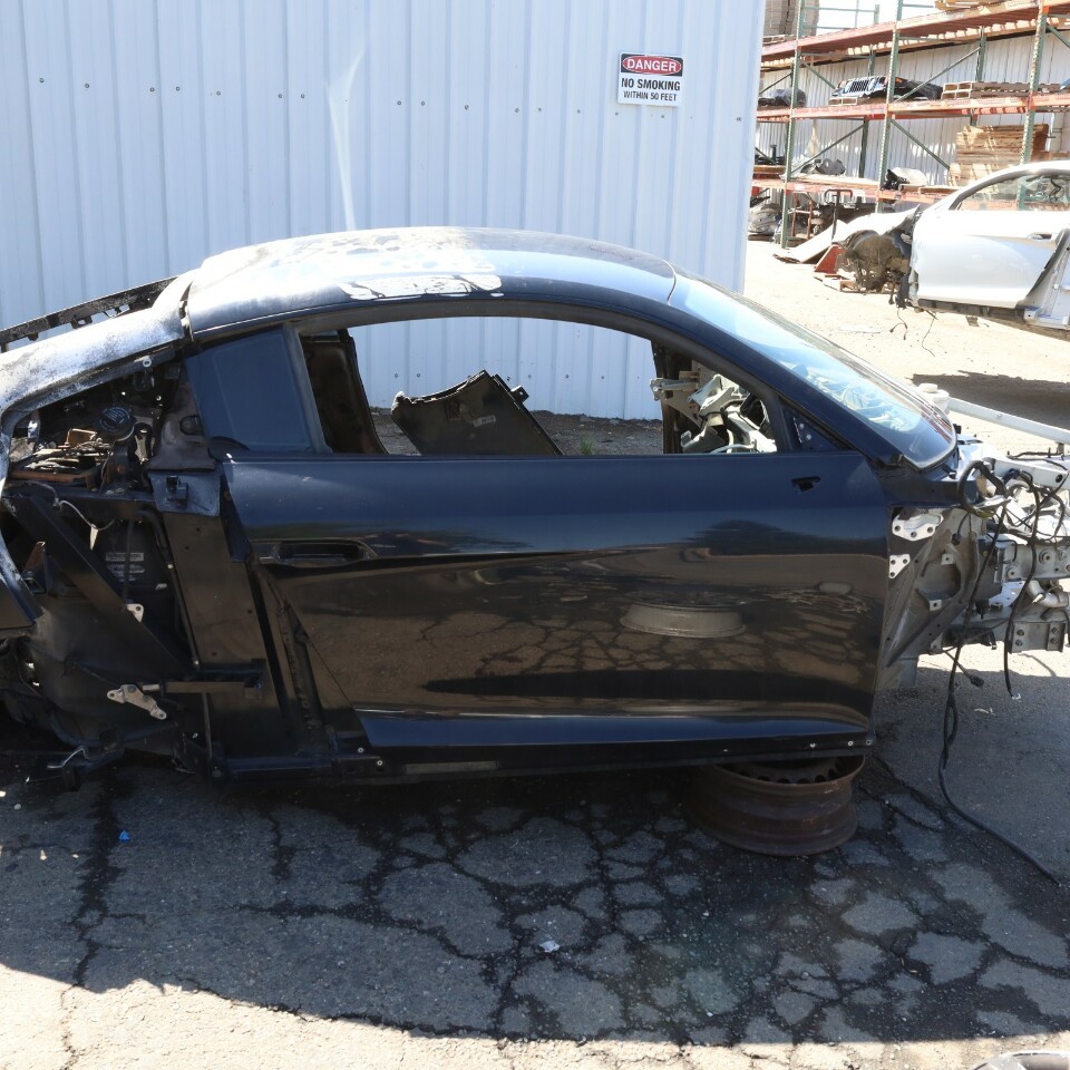 2008-2015 Audi R8 Coupe Front Door Right Shell OEM