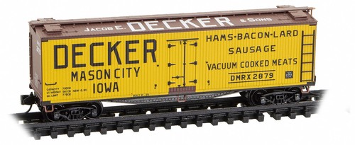 Micro-Trains # 04900641 Jacob E. Decker & Sons 40' Wood Reefer # 2879 Spur N
