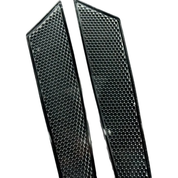 1Pair Smoked Side Bezel Marker Reflector for Mclaren 540C 570S 600LT 13A5831CP - Image 4 of 4