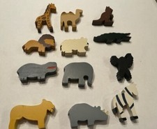 WOOD TOY ANIMAL SET, 12 PIECES HAND CRAFTED 