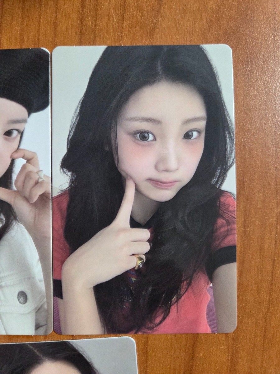ILLIT Photocard Official 