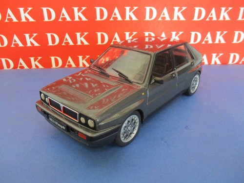 Die cast 1/18 Modellino Auto Lancia Delta HF Integrale 16V Dark Grey 1990 Triple - Picture 2 of 7