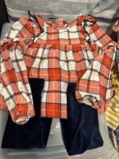 Max Studio 2-Piece Outfit Size: 4
