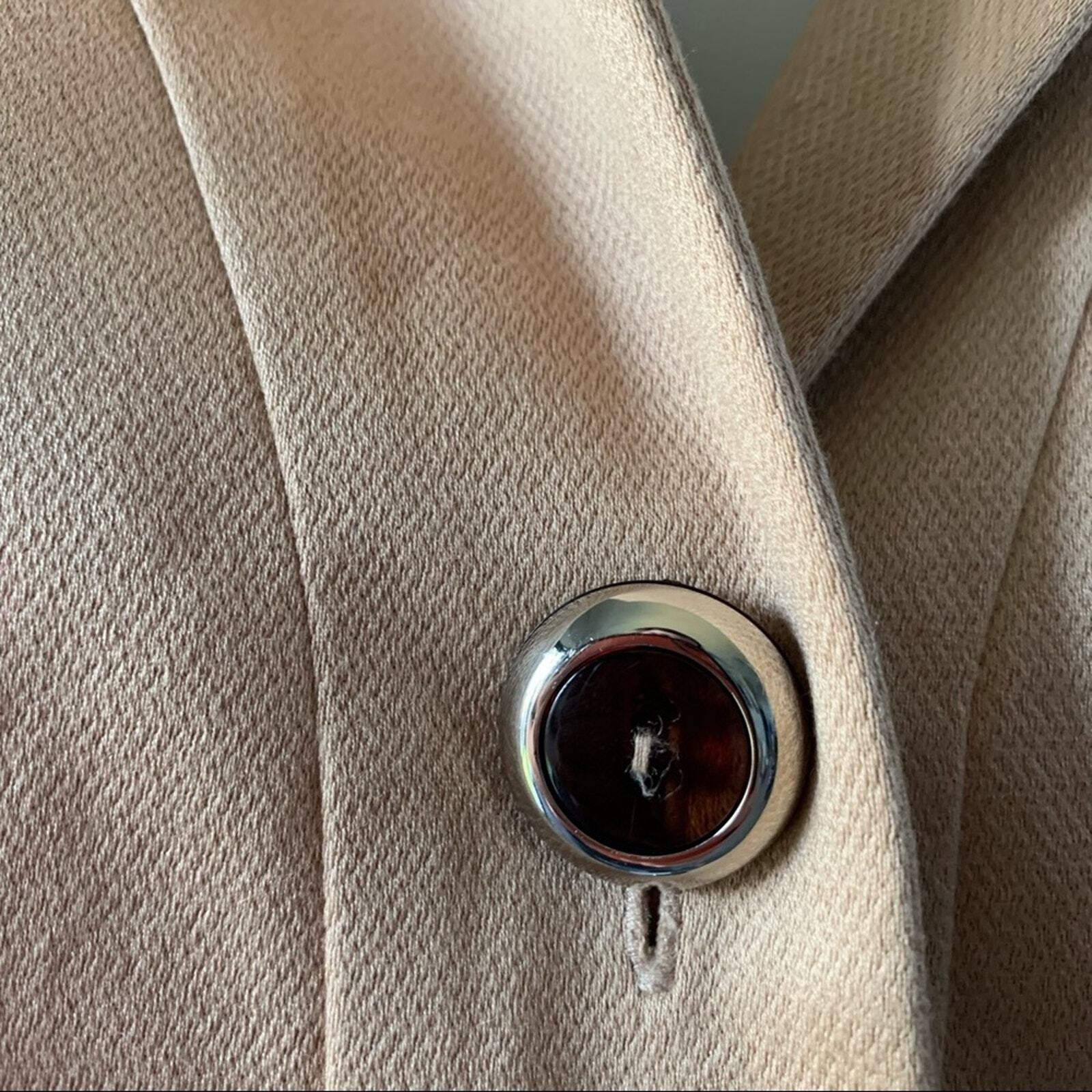 Etcetera Tan 3 Button Down Collared Woman's Blaze… - image 4