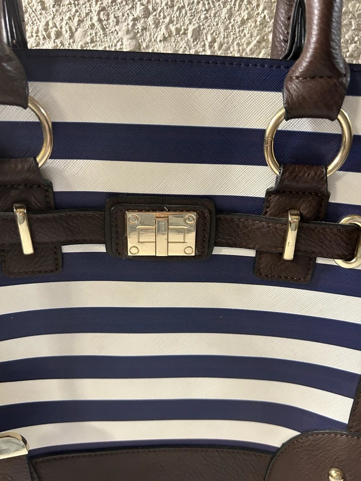 Bulldog Conceal Carry Purse Tote Handbag Bag Navy Blue and White Stripes - Image 2 of 4