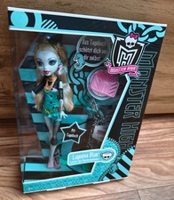 Monster High Lagoona Blue Schools Out