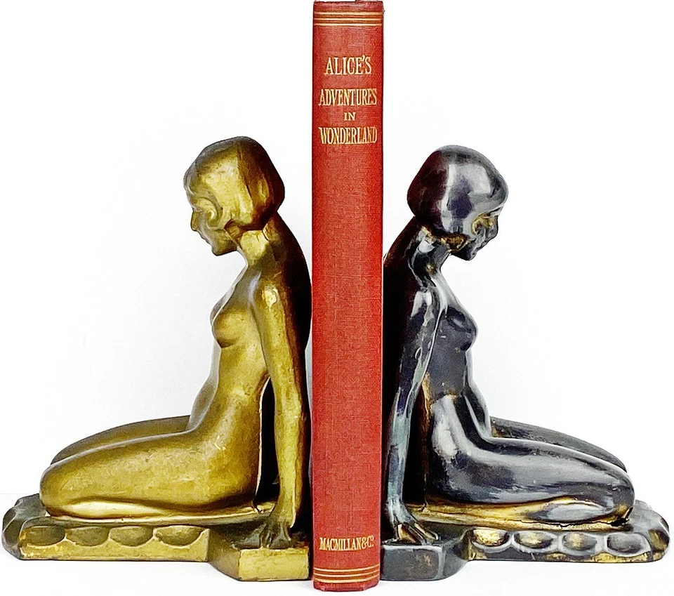 1907 Rare ALICE IN WONDERLAND uk MINIATURE FIRST EDITION Child Book John TENNIEL - Image 2 of 4