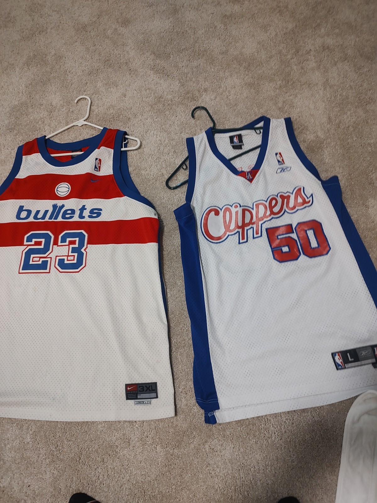 Nike Jordan Bullets 3XL White & Reebok Maggette Clippers L Blue Jerseys