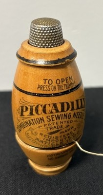Antique Wood Piccadilly Combination Sewing Needle Case w. Thimble