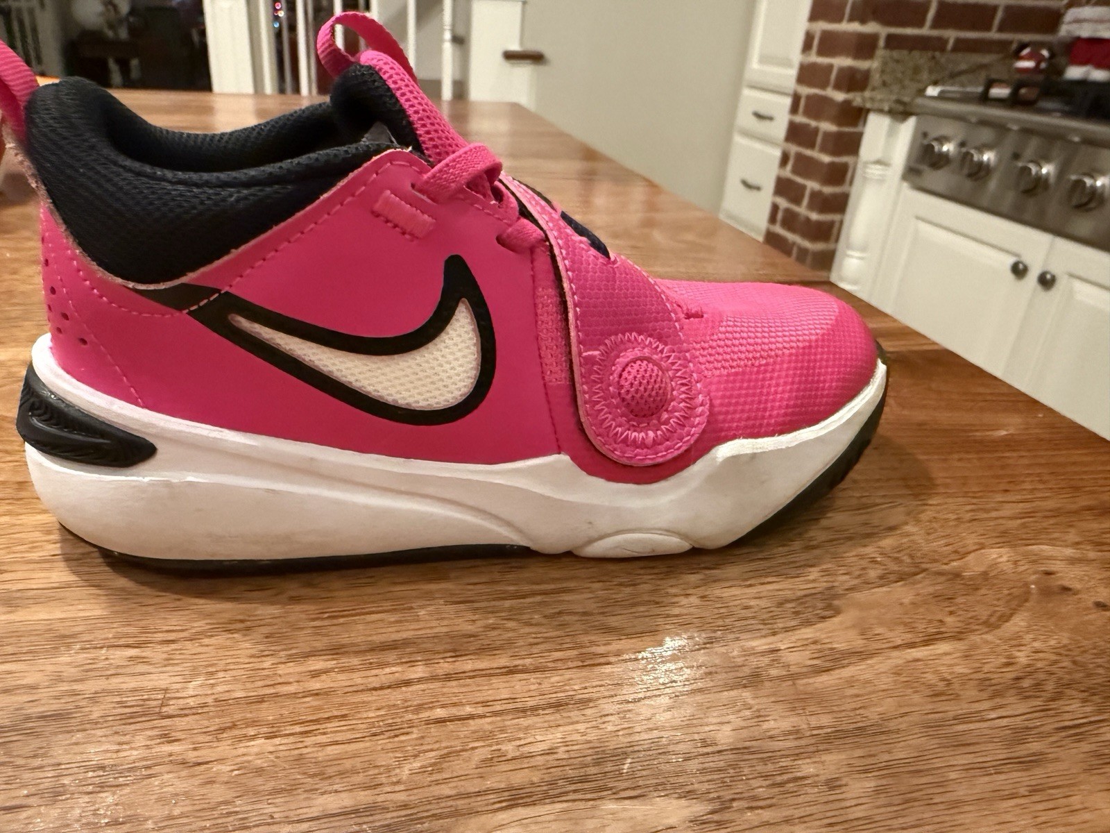 Nike Mid Rise Basketball Shoes