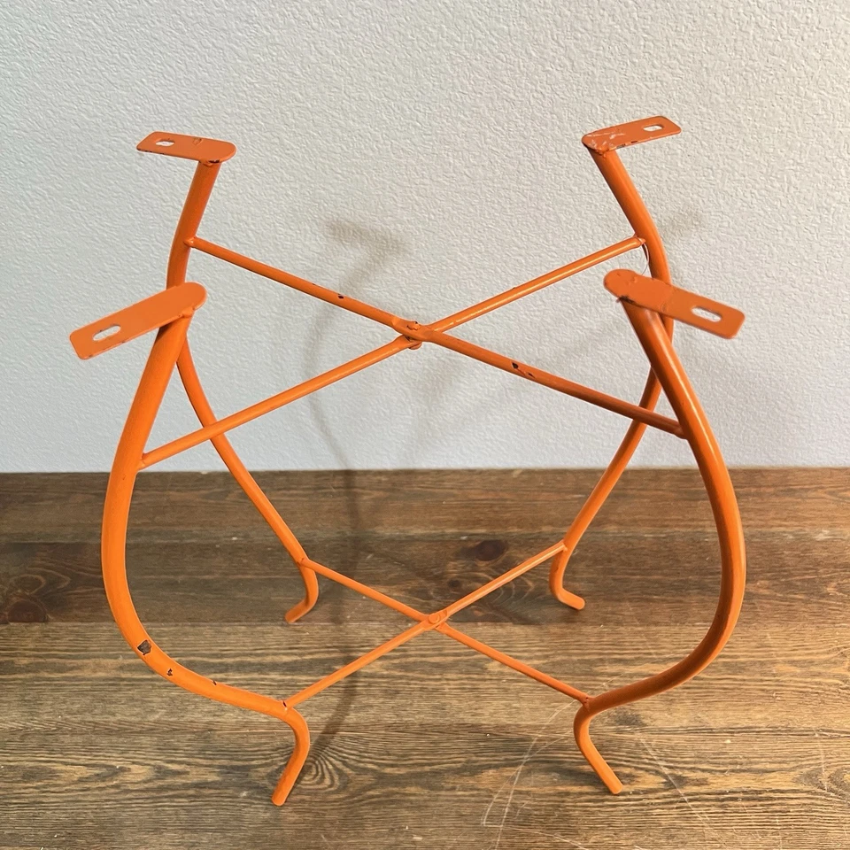 Base de patas de mesa de metal naranja vintage para hacer una mesa Foto 2 de 4