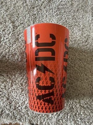 ACDC Konzertbecher Rot 1 Liter Tourbecher Super Zustand
