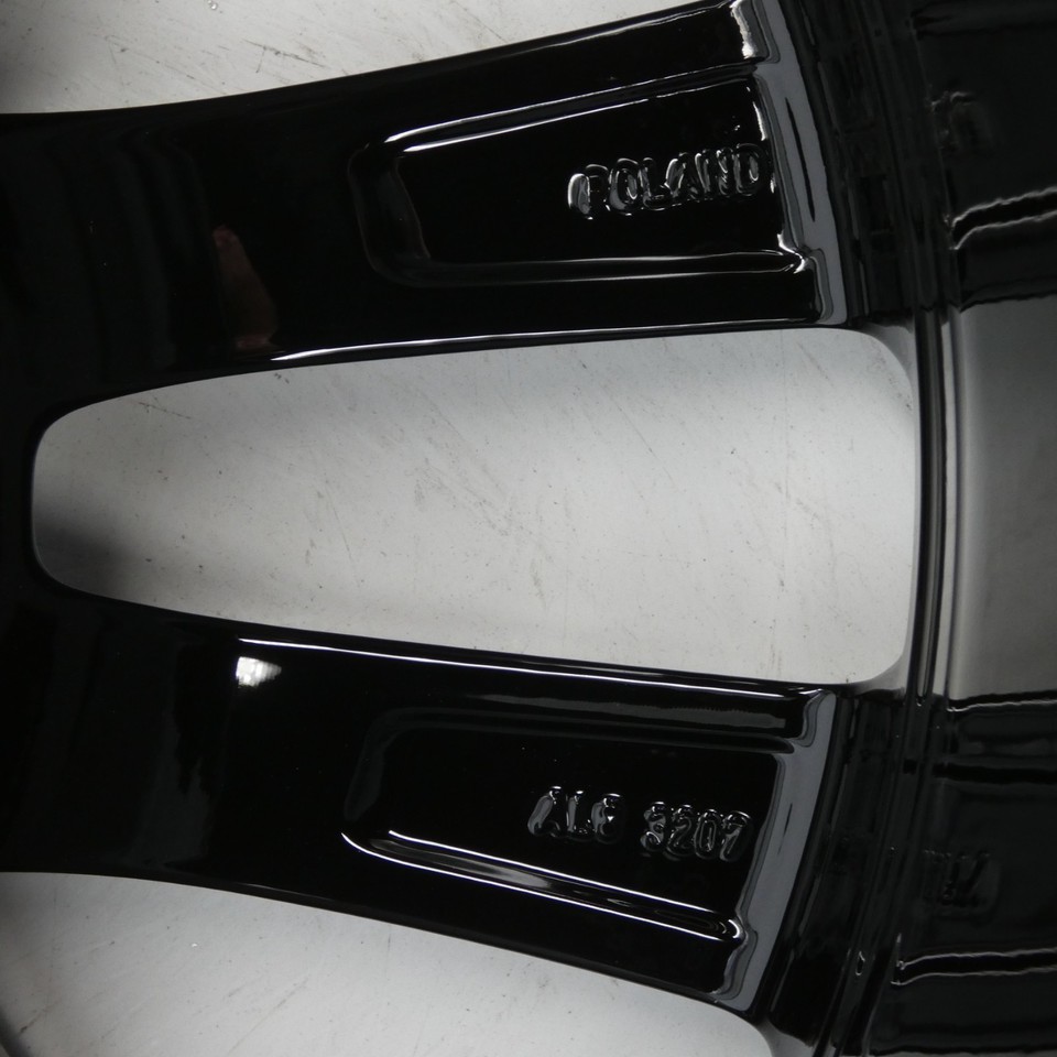 VOLKSWAGEN GOLF R LINE MK7 17