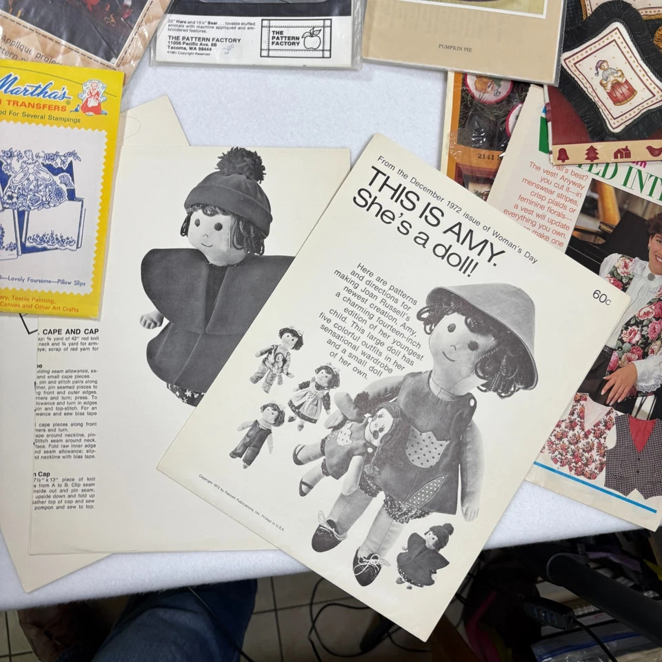 Lote de 25+ apliques bordados de costura artesanal vintage edredón punto de cruz muñeca Foto 3 de 4