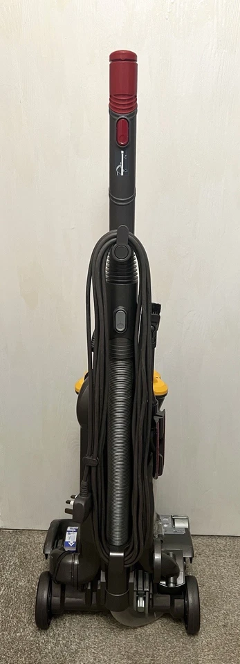 Dyson DC33 Upright Vacuum Cleaner Multi Floor Carpet Cleaner With Attachments - Image 2 of 4