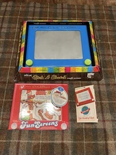 Vtg 1960s ETCH A SKETCH No 505 Ohio Art In Original Box, Rare Blue, W/ BugsBunny