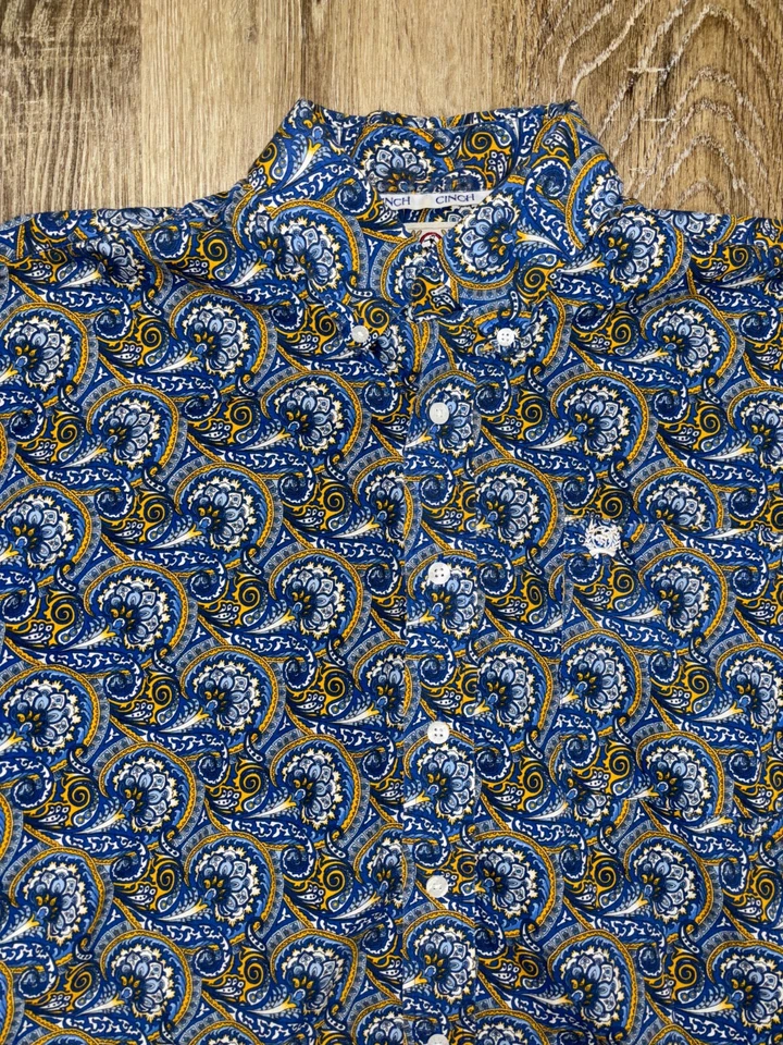 Camisa masculina Cinch tamanho M manga longa média botão azul laranja estampa paisley rodeio - Imagem 2 de 4