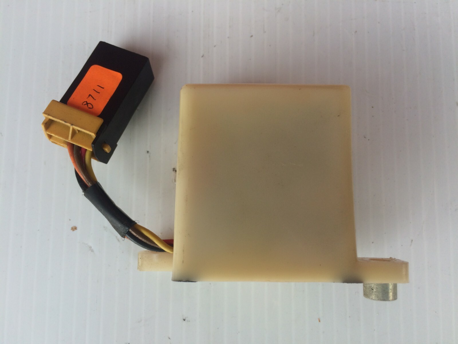 BENTLEY MULSANNE ROLLS-ROYCE SILVER SPUR interior light delay unit relay UD26559