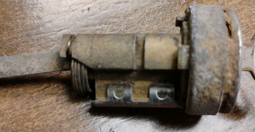 Door Lock Cylinder w/ Key for Dodge Chrysler Plymouth - Picture 4 of 11