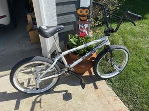 haro mirra tribute