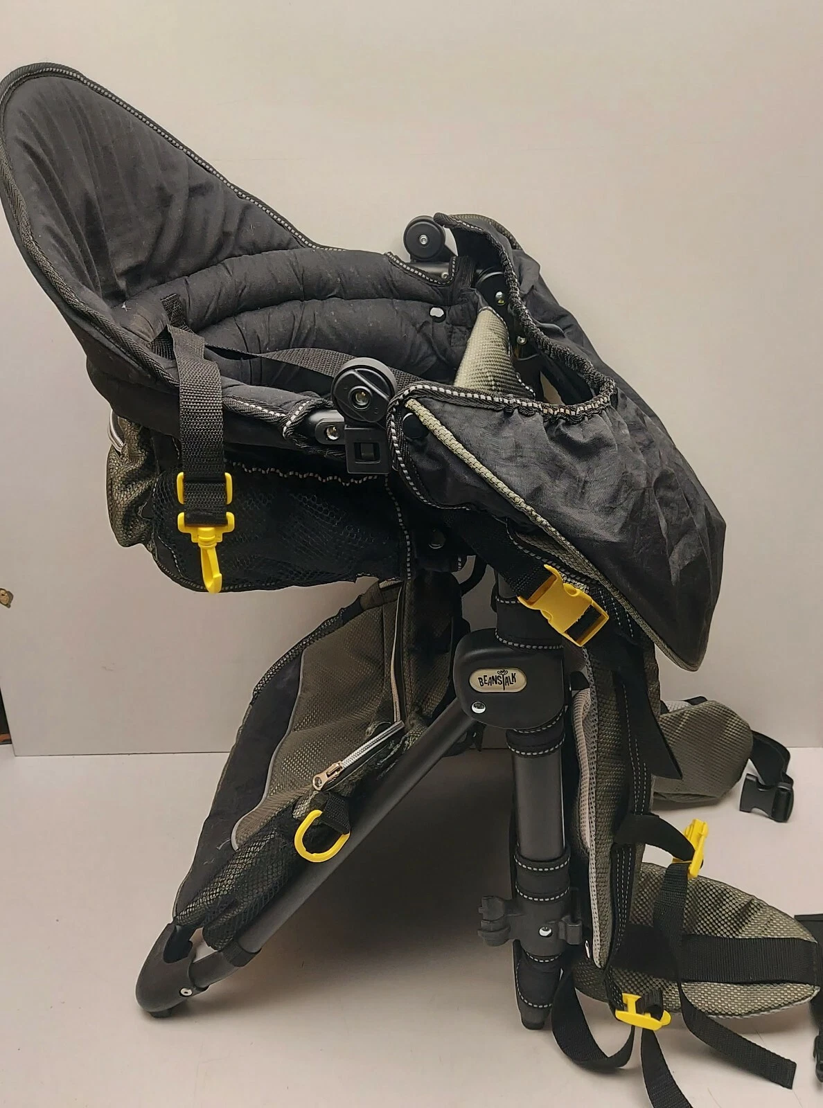 BeanStalk Teddy-Pack Dual Height Child Carrier Yellow / Black Color