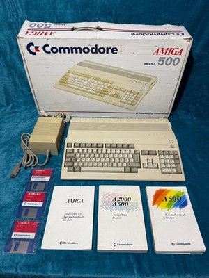 Commodore AMIGA 500 in OVP + Handbücher + Disketten -- guter Zustand --