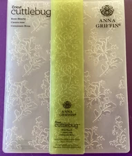 Anna Griffin Embossing Folder Rose Hearts 6x4.5