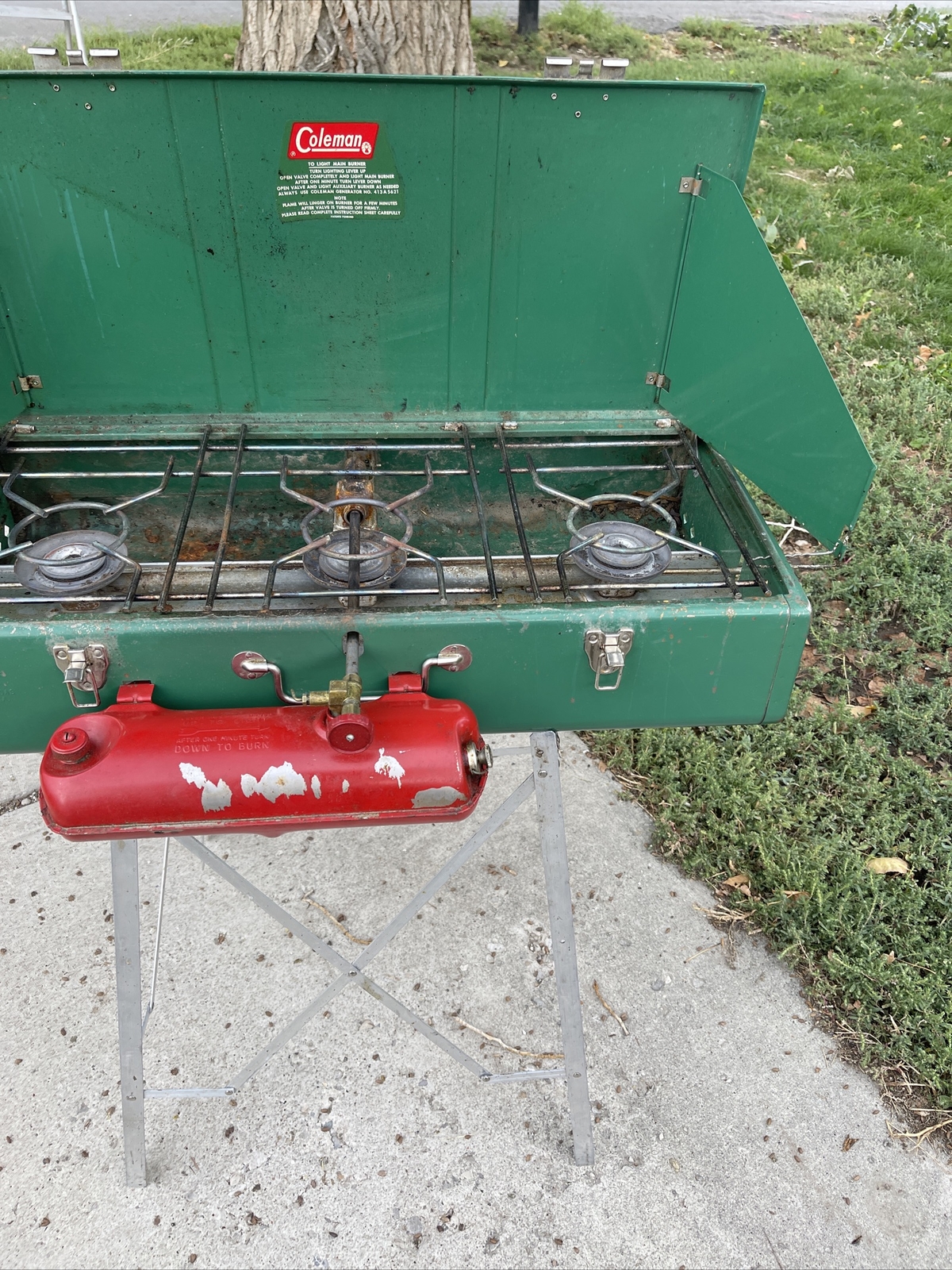 VINTAGE GREEN COLEMAN GAS CAMP STOVE 3 BURNER 426D WITH OEM STAND eBay